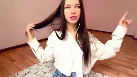 Rachel online show from November 2025 09:19:02 AM