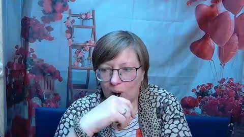 Snapshot of radachudna chatting on February 2026 12:16:01 PM RadaChudna online show from February 2026 12:16:01 PM