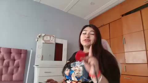 Snapshot of radiantgoddes chatting on December 2024 01:02:02 PM radiantgoddes online show from December 2024 01:02:02 PM