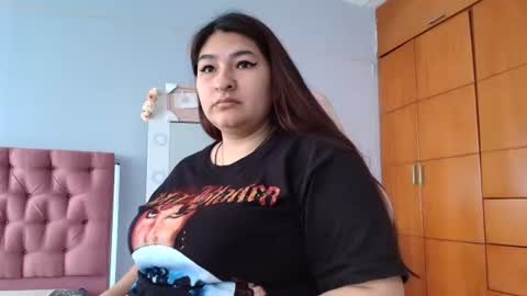 Snapshot of radiantgoddes chatting on December 2024 01:39:02 PM radiantgoddes online show from December 2024 01:39:02 PM