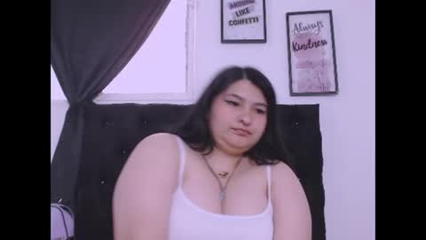 Snapshot of radiantgoddes chatting on October 2025 05:04:02 PM radiantgoddes online show from October 2025 05:04:02 PM