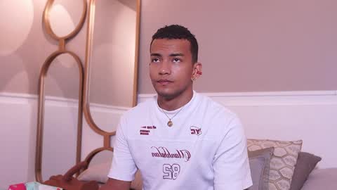 Snapshot of rafa_cruz chatting on April 2026 05:32:01 PM rafa_cruz online show from April 2026 05:32:01 PM