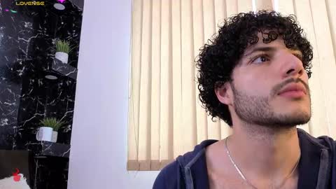 Snapshot of rafael_mendez chatting on March 2026 09:11:01 PM R A F A E L online show from March 2026 09:11:01 PM