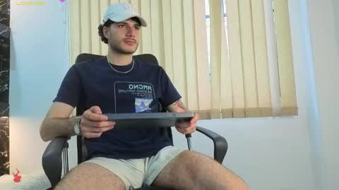 Snapshot of rafael_mendez chatting on March 2026 08:59:01 PM R A F A E L online show from March 2026 08:59:01 PM