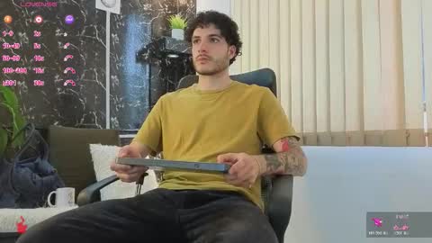 Snapshot of rafael_mendez chatting on March 2026 08:09:01 PM R A F A E L online show from March 2026 08:09:01 PM