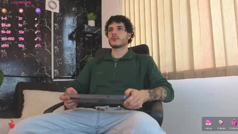 Snapshot of rafael_mendez chatting on April 2026 09:12:02 PM R A F A E L online show from April 2026 09:12:02 PM