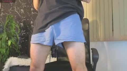 Snapshot of rafael_mendez chatting on May 2026 11:54:01 PM R A F A E L online show from May 2026 11:54:01 PM