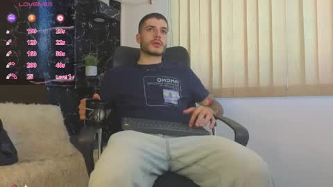 Snapshot of rafael_mendez chatting on May 2026 08:36:02 PM R A F A E L online show from May 2026 08:36:02 PM
