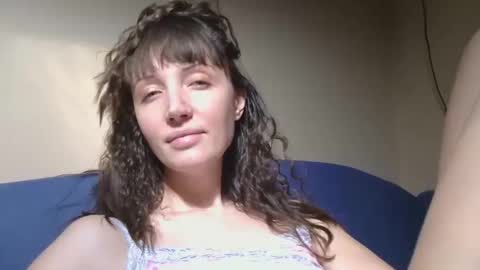 Rafaella online show from April 2026 02:04:02 PM