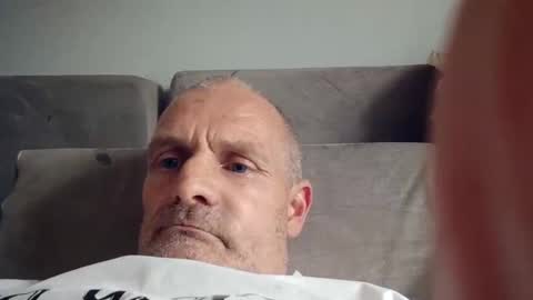 Snapshot of ragingzef69 chatting on January 2026 02:49:01 AM Bigthickdickinvic online show from January 2026 02:49:01 AM