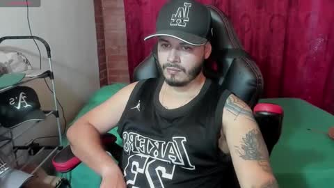 ragnar_lothbrok77 online show from March 2025 11:00:02 PM