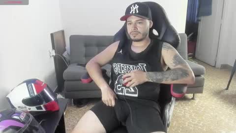 ragnar_lothbrok77 online show from September 2025 04:07:02 PM