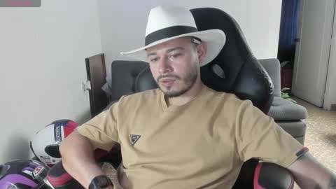 ragnar_lothbrok77 online show from September 2025 06:41:02 PM