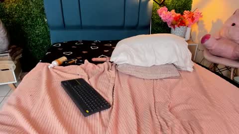 Snapshot of raia_ chatting on February 2026 07:51:01 AM Raia online show from February 2026 07:51:01 AM