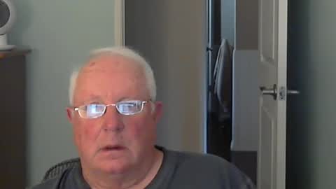 Snapshot of raiderman215 chatting on September 2025 09:42:01 PM raiderman215 online show from September 2025 09:42:01 PM