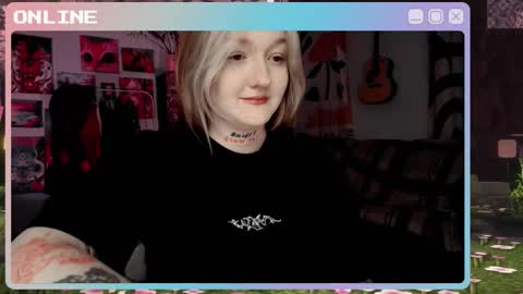 Snapshot of raiingurl chatting on November 2025 08:51:01 PM Kate online show from November 2025 08:51:01 PM