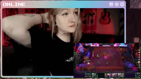 Snapshot of raiingurl chatting on November 2025 02:29:02 PM Kate online show from November 2025 02:29:02 PM