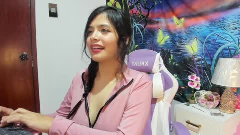 Snapshot of rainbow__coockie chatting on January 2025 05:27:01 AM rainbow__coockie online show from January 2025 05:27:01 AM