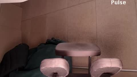 Snapshot of rainbow_farmer_james chatting on February 2025 06:26:02 PM Rainbow James online show from February 2025 06:26:02 PM