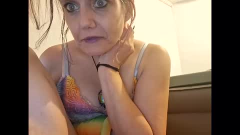 Snapshot of rainbowbrooke79 chatting on November 2025 06:29:02 AM rainbowbrooke79 online show from November 2025 06:29:02 AM