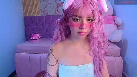 Rainy online show from October 2025 04:16:01 AM