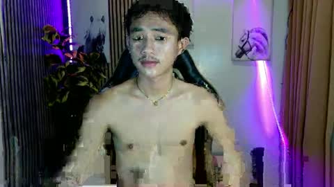 Snapshot of raindrop_cummmer chatting on April 2026 12:03:01 PM rain online show from April 2026 12:03:01 PM