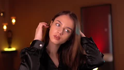 Snapshot of raisadoll chatting on March 2025 08:19:02 AM Raisa online show from March 2025 08:19:02 AM