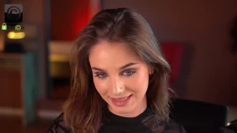 Snapshot of raisadoll chatting on November 2025 07:06:01 PM Raisa online show from November 2025 07:06:01 PM