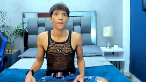 Snapshot of ralf_bauer chatting on September 2025 03:44:01 AM Ralf Bauer online show from September 2025 03:44:01 AM