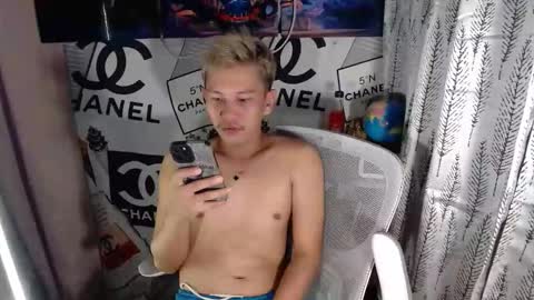 ralfhuge24 online show from April 2026 12:29:02 PM