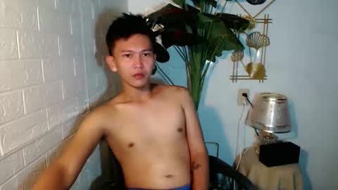 ralfhuge24 online show from May 2026 09:04:02 AM