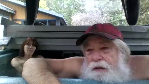 67 and 21 couple online show from December 2025 11:11:01 PM