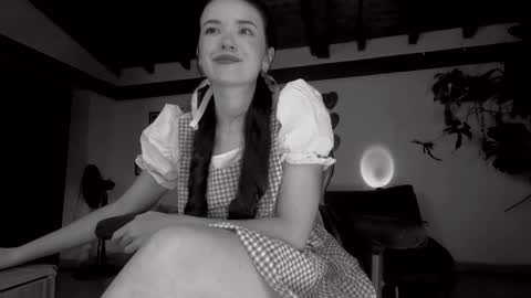 Ramona       online show from October 2025 05:35:02 AM