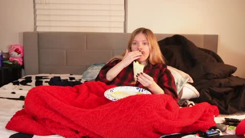 Snapshot of ramichick chatting on February 2025 04:37:01 AM Rami online show from February 2025 04:37:01 AM