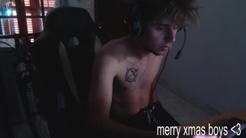 Ramiro online show from December 2024 07:32:02 PM