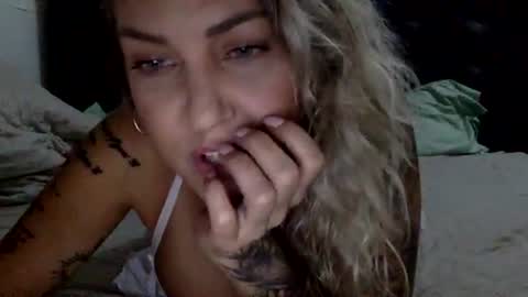 Snapshot of ramjetkel chatting on September 2025 02:33:01 AM Mamakel online show from September 2025 02:33:01 AM