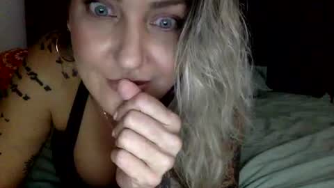 Snapshot of ramjetkel chatting on October 2025 02:48:02 AM Mamakel online show from October 2025 02:48:02 AM