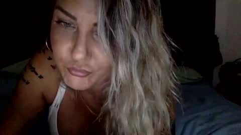 Snapshot of ramjetkel chatting on October 2025 01:57:01 AM Mamakel online show from October 2025 01:57:01 AM