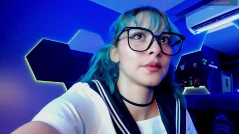 Snapshot of ramonaa_gold chatting on December 2025 02:38:01 AM Ramona online show from December 2025 02:38:01 AM