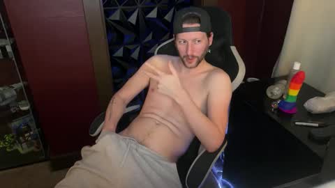 Snapshot of randcallon chatting on February 2026 01:38:01 AM Rand online show from February 2026 01:38:01 AM