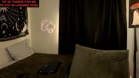 Snapshot of randyroderick chatting on November 2025 11:37:02 PM Randy Rod online show from November 2025 11:37:02 PM