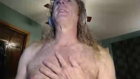 Snapshot of ranger510 chatting on December 2024 03:54:01 AM Ranger510 online show from December 2024 03:54:01 AM