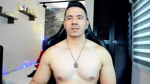 Jonas online show from December 2024 09:32:02 PM