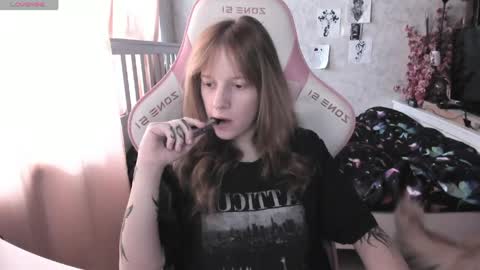 Snapshot of rapunzel_cute chatting on April 2026 01:23:01 PM Rapunzel online show from April 2026 01:23:01 PM
