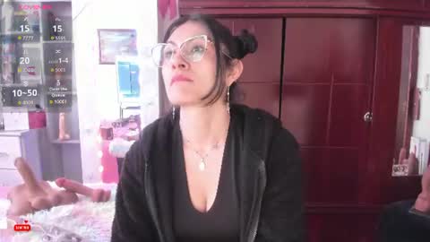 Snapshot of rapunzell__ chatting on June 2026 07:45:01 PM Rapunzell online show from June 2026 07:45:01 PM