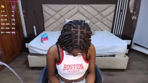 Raquel online show from December 2025 11:59:01 AM