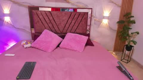 raquella_ online show from March 2026 03:46:02 AM