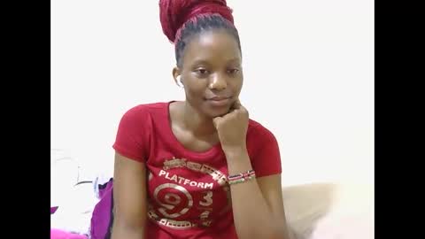 Snapshot of rare_pearl01 chatting on June 2026 06:52:01 PM Rare Pearl01 online show from June 2026 06:52:01 PM