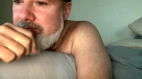 Snapshot of rascal_0073 chatting on February 2025 03:26:01 PM rascal_0073 online show from February 2025 03:26:01 PM