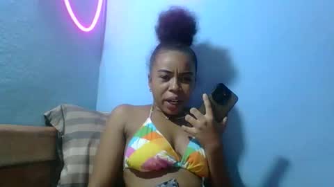 Snapshot of rasoelysca chatting on February 2026 03:38:02 AM rasoelysca online show from February 2026 03:38:02 AM